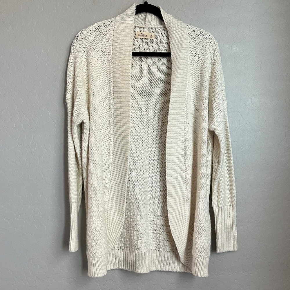 Hollister Women's Cream Knit Cardigan